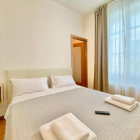 I Portici Del Centro Hotel Como Buitenkant foto
